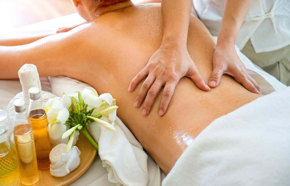 Relaxation aromatherapy massage with essential oils at Ozone Beauty & Medi Spa