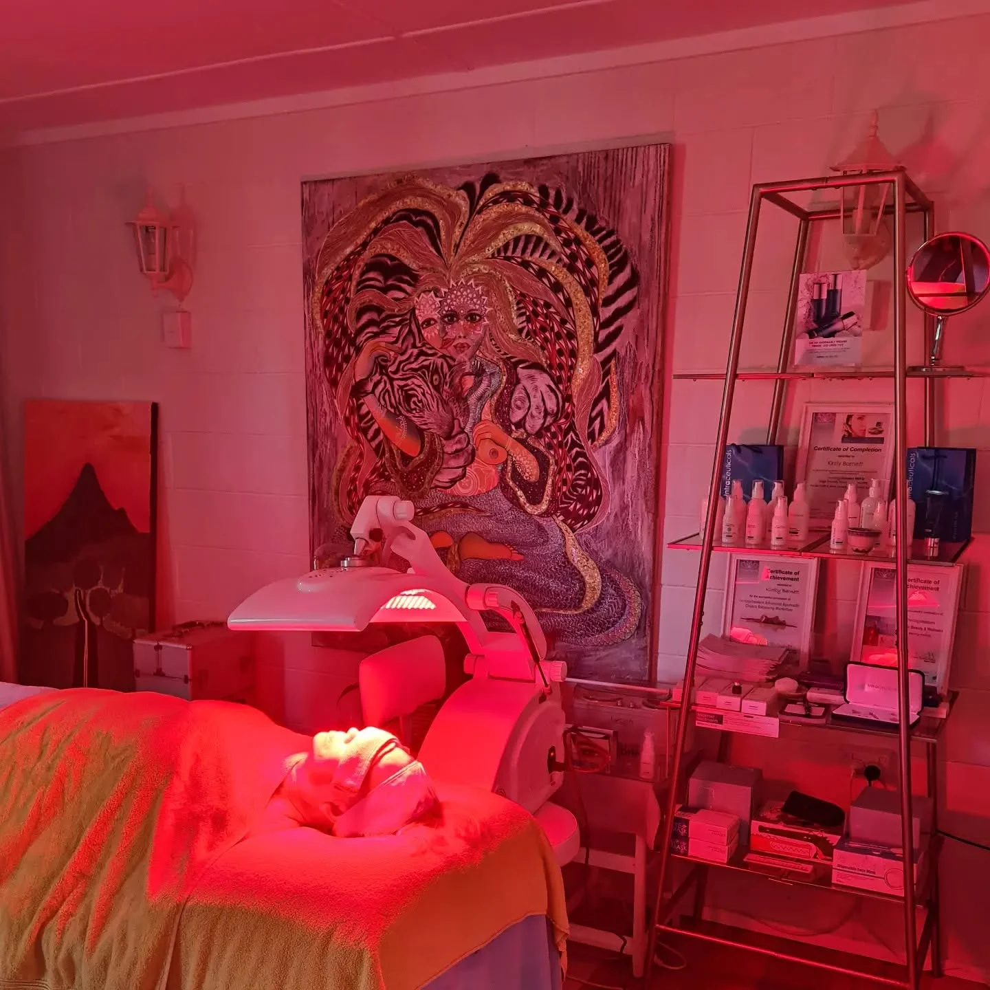 LED light therapy with teeth whitening